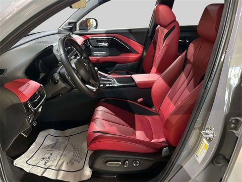 Used 2025 Acura ADX A-Spec image 12