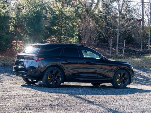 Used 2024 Acura ZDX Type S image 9