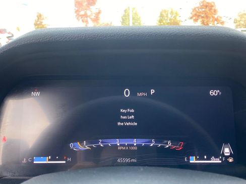 Used 2024 Jeep Grand Cherokee L Laredo image 29