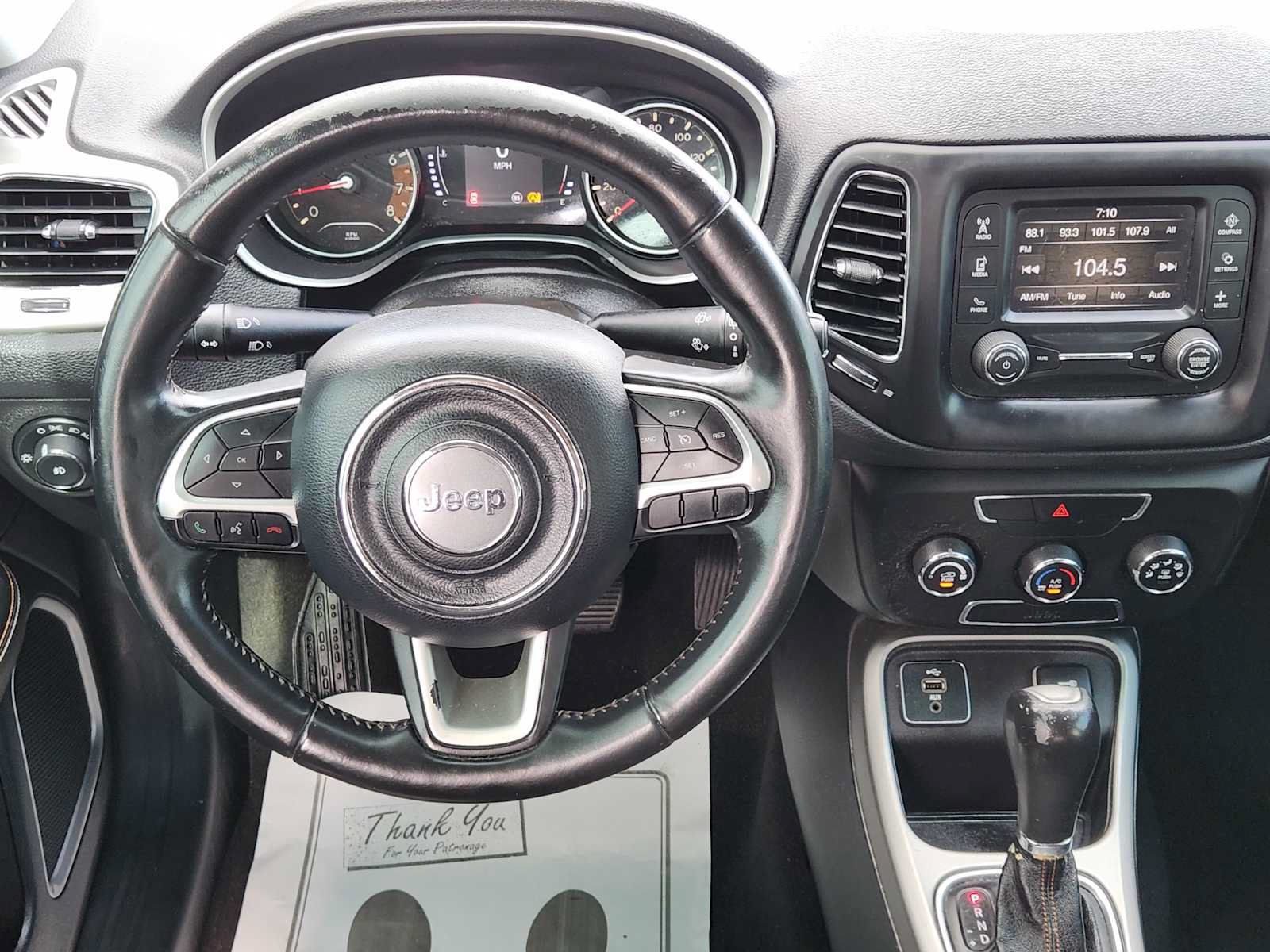 Used 2018 Jeep Compass Latitude FWD image 26