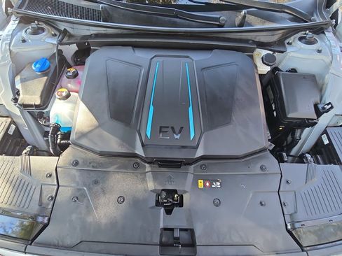 Certified 2023 Hyundai Ioniq 5 SEL image 28