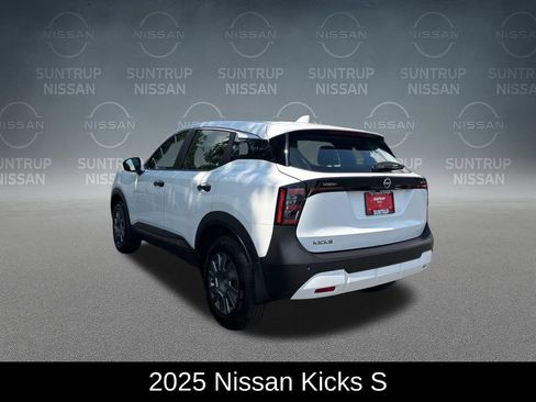 Used 2025 Nissan Kicks S FWD image 3