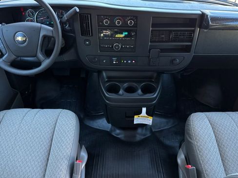 New 2025 Chevrolet Express 2500 w/ Enhanced Convenience Package image 13