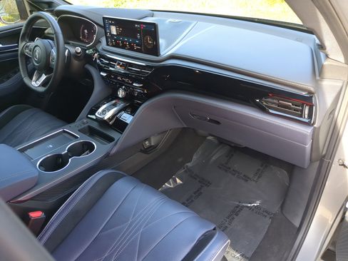 Used 2025 Acura MDX Type S image 12