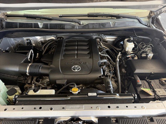 Used 2014 Toyota Tundra Limited w/ Limited Premium Package RWD image 22