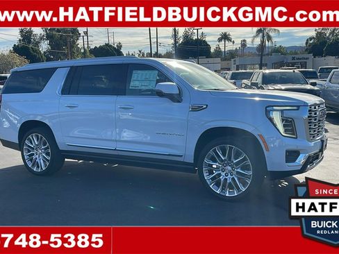 New 2026 GMC Yukon XL Denali w/ Denali Reserve Package image 7