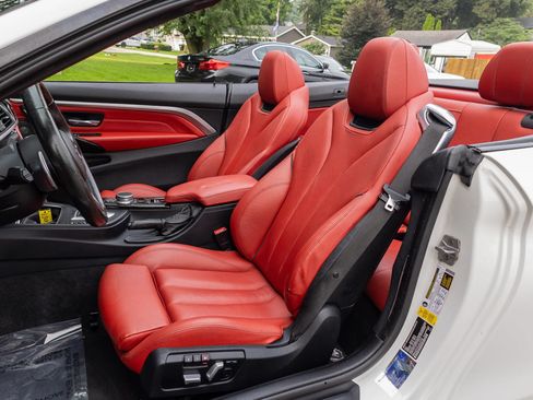 Used 2018 BMW 440i Convertible RWD image 22