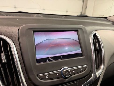 Certified 2022 Chevrolet Equinox LT AWD/4WD image 19