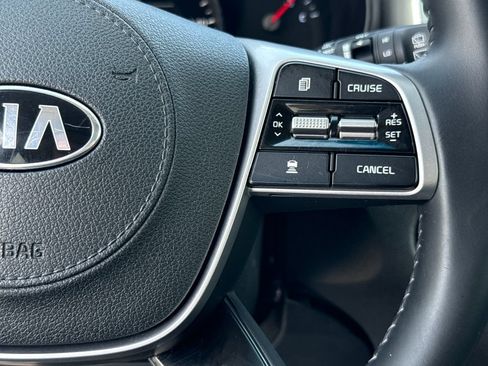 Used 2020 Kia Sorento EX FWD image 18