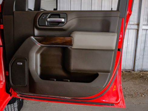 Used 2020 GMC Sierra 3500 SLT w/ SLT Premium Plus Package image 46