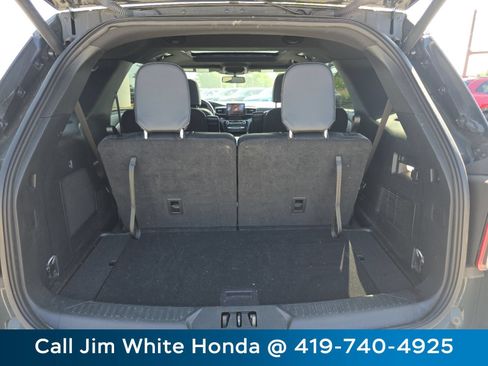 Used 2023 Ford Explorer ST-Line w/ Class IV Trailer Tow Package AWD/4WD image 19