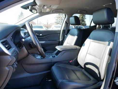 Used 2019 GMC Acadia SLT w/ Black Edition image 34