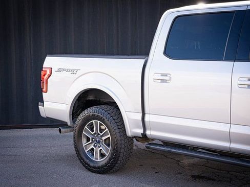 Used 2017 Ford F150 XLT w/ Equipment Group 302A Luxury AWD/4WD image 6