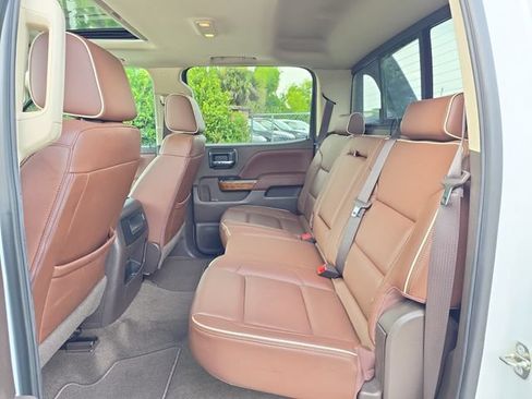Certified 2018 Chevrolet Silverado 1500 High Country w/ High Desert Package AWD/4WD image 8