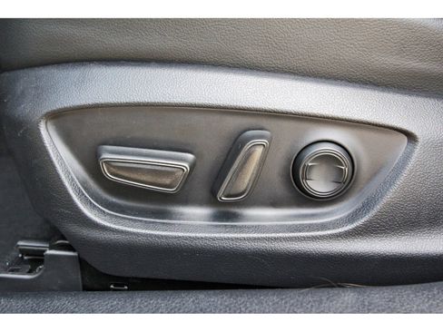 Used 2023 Toyota Camry SE w/ Convenience Package image 30