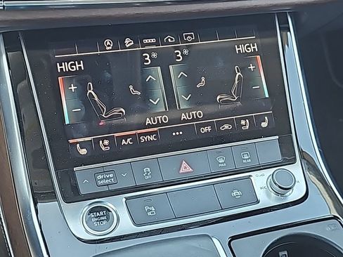 Used 2023 Audi Q8 Premium Plus w/ Premium Plus Package image 6