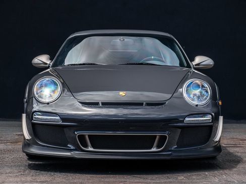 Used 2011 Porsche 911 GT3 RWD image 24