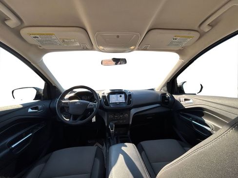 Used 2018 Ford Escape SE w/ SE Sync 3 Package image 17