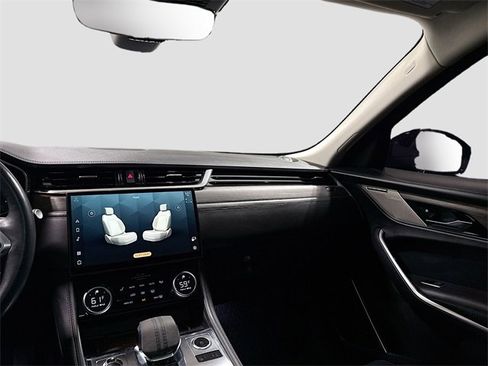 Used 2023 Jaguar F-PACE S image 27