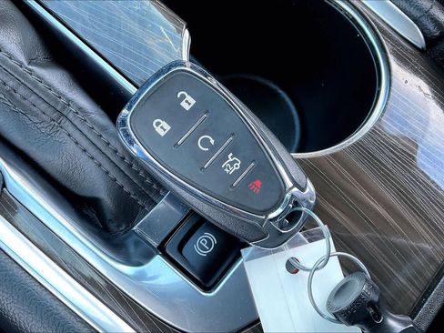 Used 2024 Chevrolet Malibu LT image 15