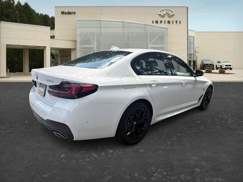 Used 2023 BMW 530e xDrive w/ Premium Package AWD/4WD image 5