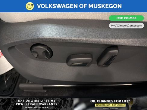 New 2026 Volkswagen Taos SE image 12