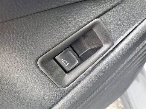 Certified 2023 Volkswagen ID.4 Pro S Plus image 16