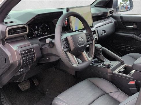 Used 2026 Toyota Tacoma TRD Off-Road w/ TRD Off Road Premium Package AWD/4WD image 10