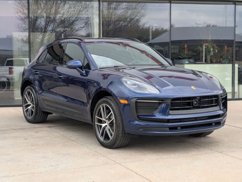 New 2026 Porsche Macan AWD/4WD image 7