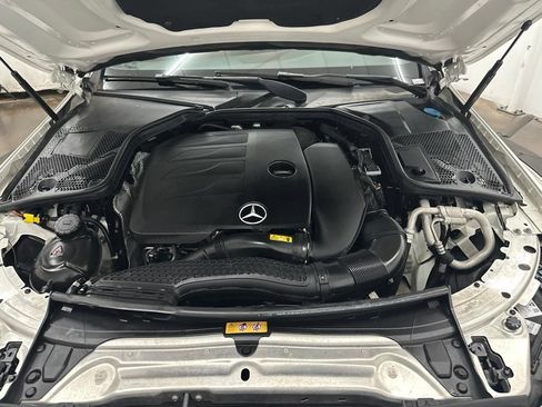 Used 2019 Mercedes-Benz C 300 4MATIC Coupe image 12