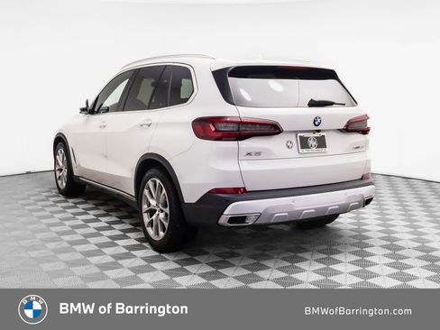 Used 2021 BMW X5 xDrive40i w/ Premium Package AWD/4WD image 3