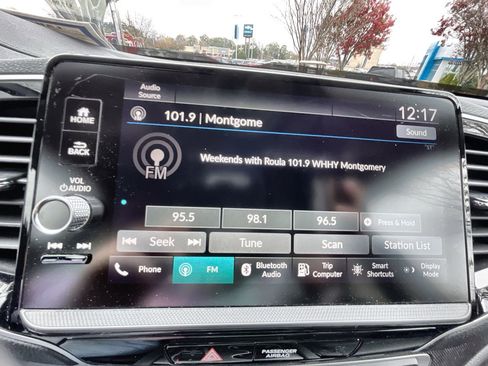 Used 2025 Honda Ridgeline RTL image 13