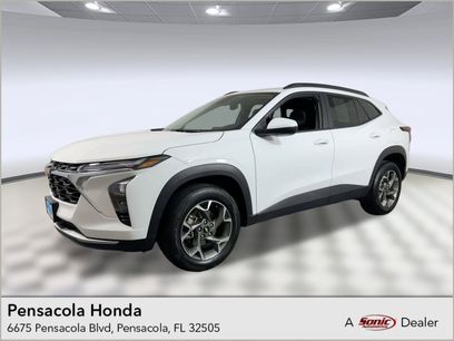 Used 2025 Chevrolet Trax LT w/ LT Convenience Package