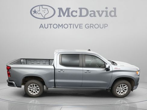 Used 2024 Chevrolet Silverado 1500 LT w/ Z71 Off-Road Package AWD/4WD image 39