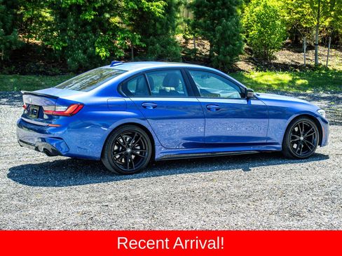 Used 2022 BMW 330i Sedan w/ M Sport Package RWD image 20