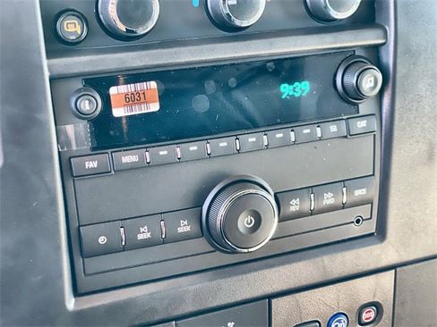 New 2025 Chevrolet Express 2500 Work Van image 15