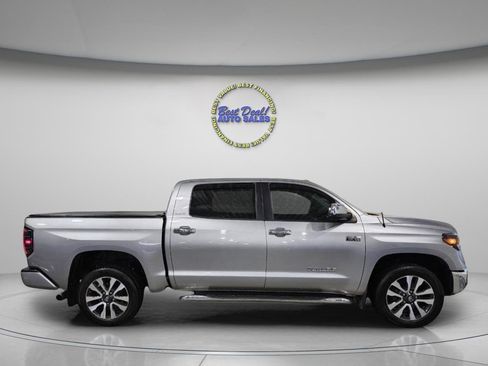 Used 2018 Toyota Tundra Limited w/ Limited Premium Package AWD/4WD image 8