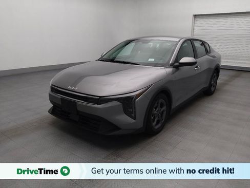 Used 2025 Kia K4 FWD image 1