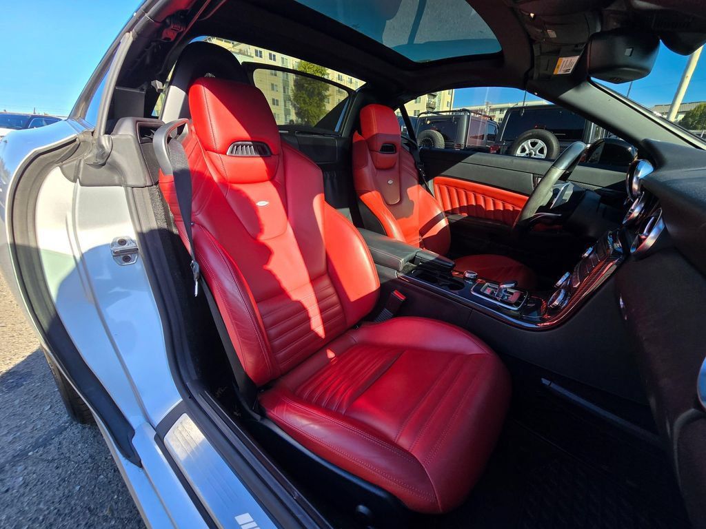 Used 2018 Mercedes-Benz SLC 43 AMG image 11