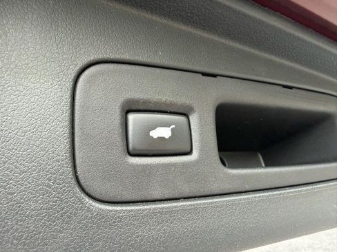 Used 2016 Honda CR-V Touring image 28