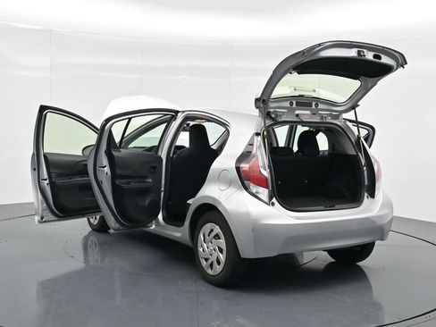 Used 2016 Toyota Prius C One FWD image 43