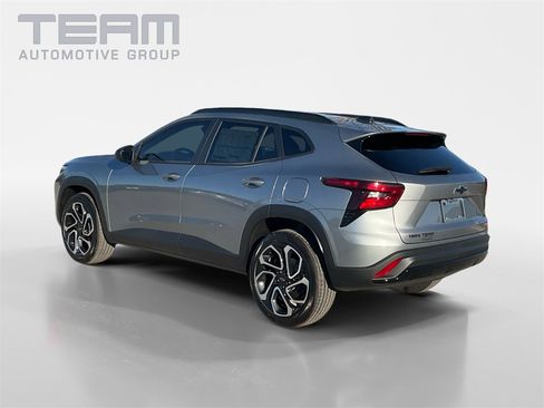 New 2026 Chevrolet Trax RS w/ Driver Confidence Package image 5