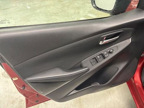 Used 2017 Toyota Yaris iA image 15