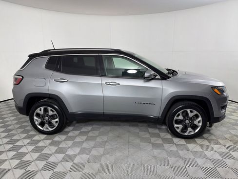 Used 2018 Jeep Compass Limited image 4
