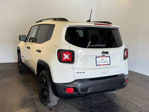 Used 2018 Jeep Renegade Altitude AWD/4WD image 4