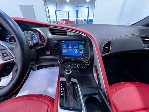 Used 2019 Chevrolet Corvette Stingray Coupe RWD image 23