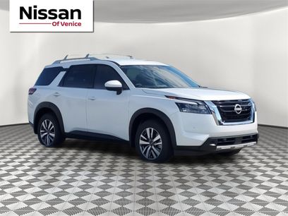 New 2025 Nissan Pathfinder SL