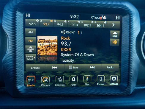 Used 2022 Jeep Gladiator Sport image 17