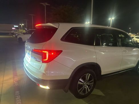 Used 2016 Honda Pilot EX-L image 11