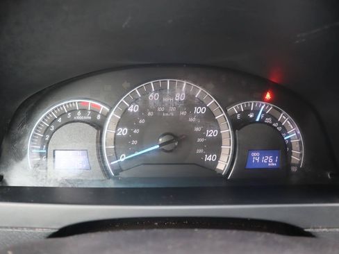Used 2014 Toyota Camry SE FWD image 27